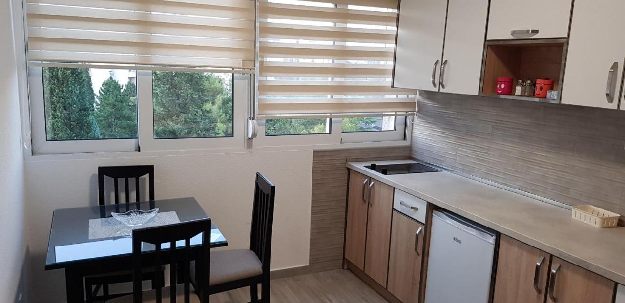 Renta Stan Apartman Odmor Podgorica Exterior photo